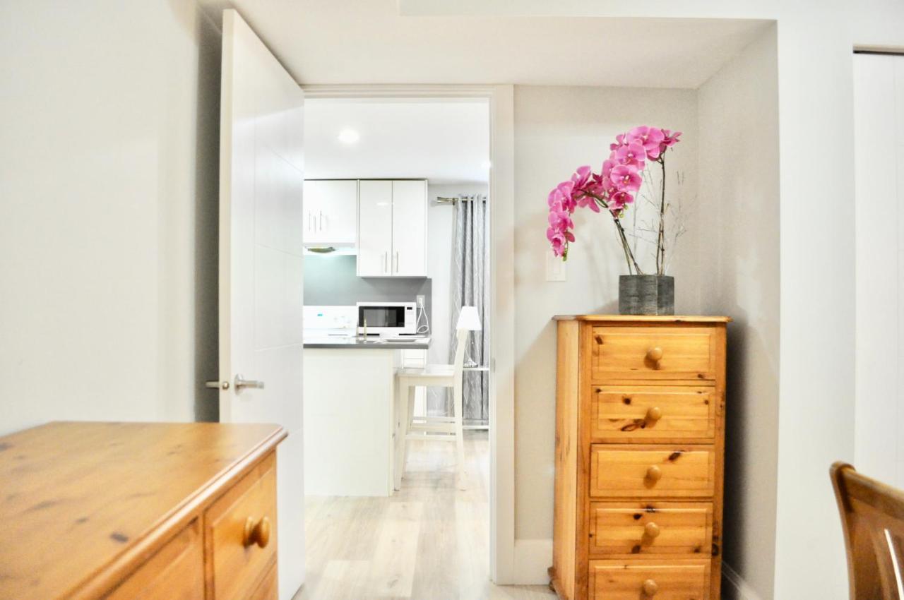 Stylish 1 Bedroom Suite In North Vancouver 10 Mins Ski ภายนอก รูปภาพ