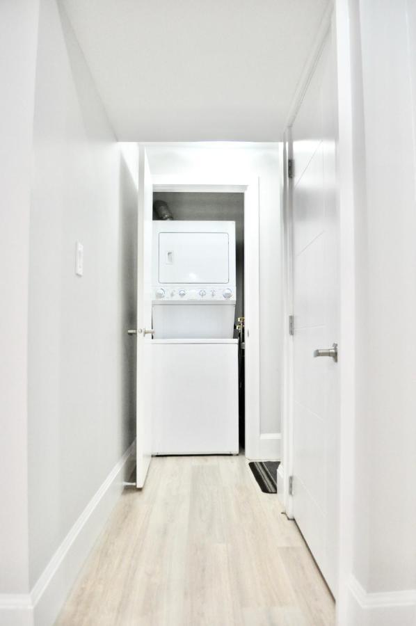 Stylish 1 Bedroom Suite In North Vancouver 10 Mins Ski ภายนอก รูปภาพ